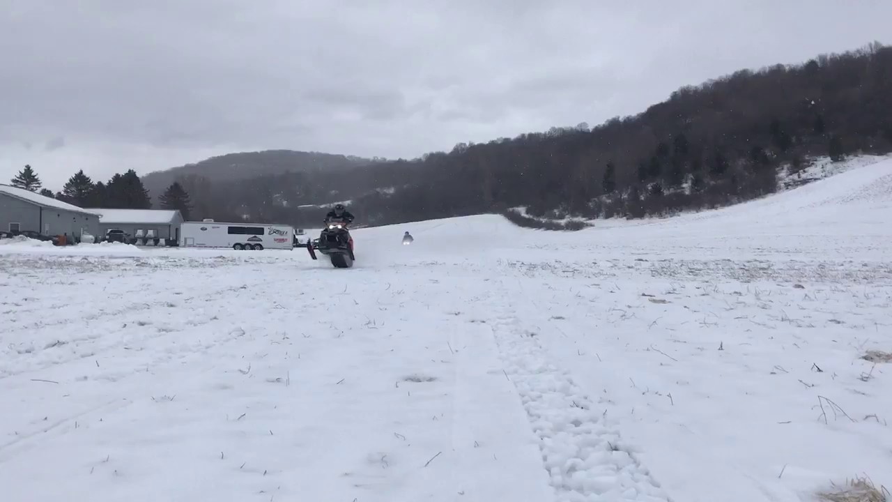 2017 250hp Yamaha Sidewinder vs 200hp Yamaha Apex