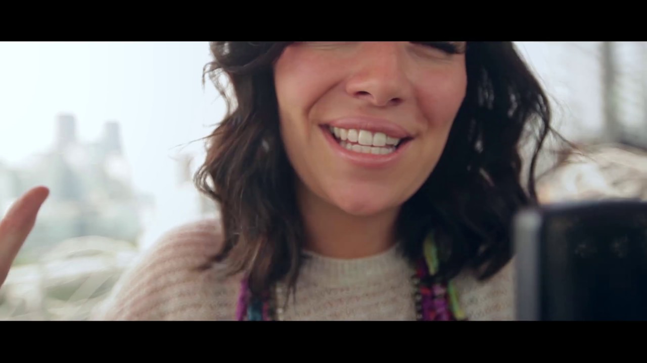 Regina Bland&oacute;n - Creo en ti - I'm yours (cover)