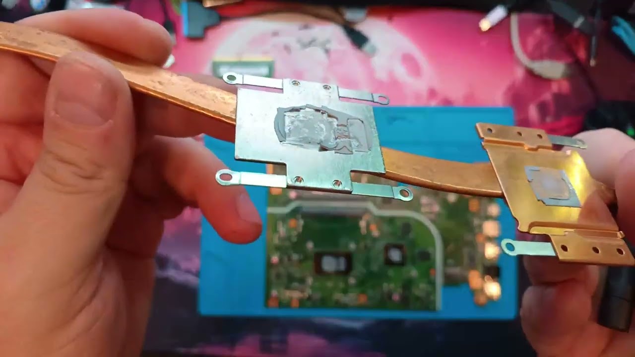 ASUS VivoBook 17 F705U BX307T
