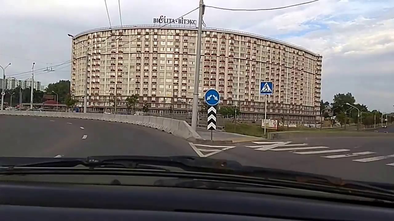 Перекресток с круговым движением (Дзержинского-Жукова) для маршрутов ГАИ