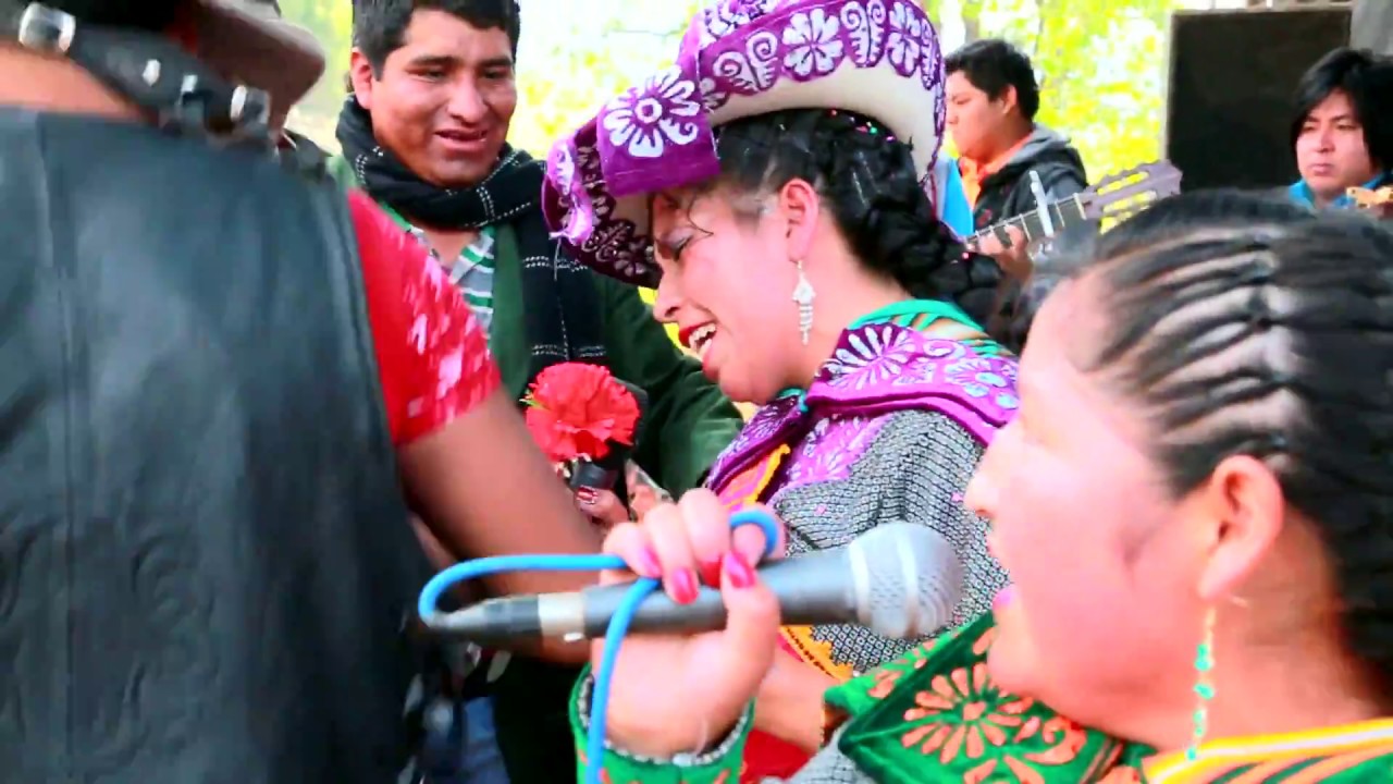 Florcita de Chumbivilcas▷ Madrecita (EN VIVO) ⓕFamecoFilms©✓ ᴴᴰ BUENA VISTA - 2016