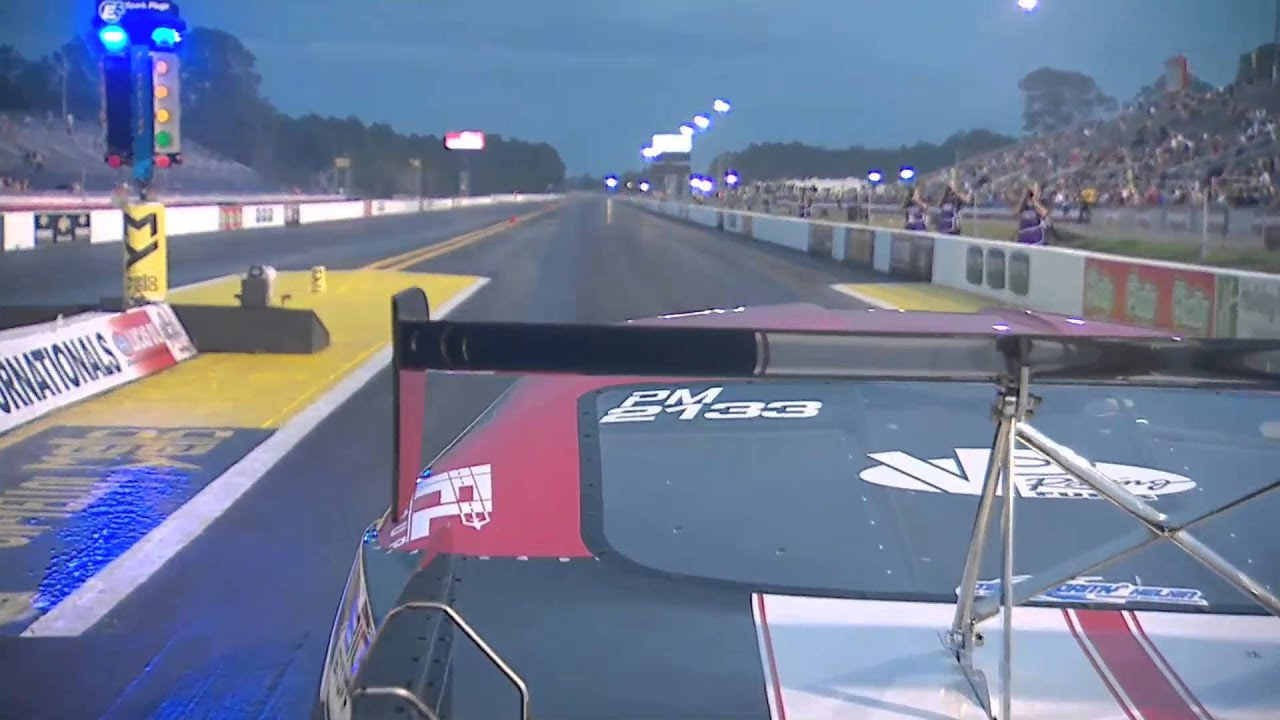 Jonathan Gray sets a new National Record in the first NHRA Pro Mod race in 2016
