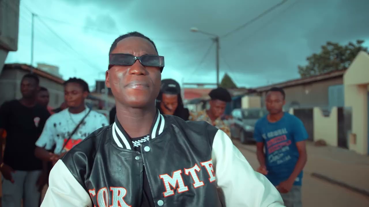 MARIKO - APOUTCHOU VS SKINNY(Clip Officiel)