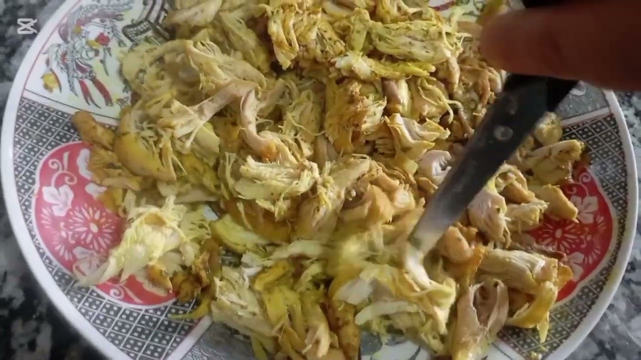 بسطيلة سغيرة بالدجاج كتجي بنينة