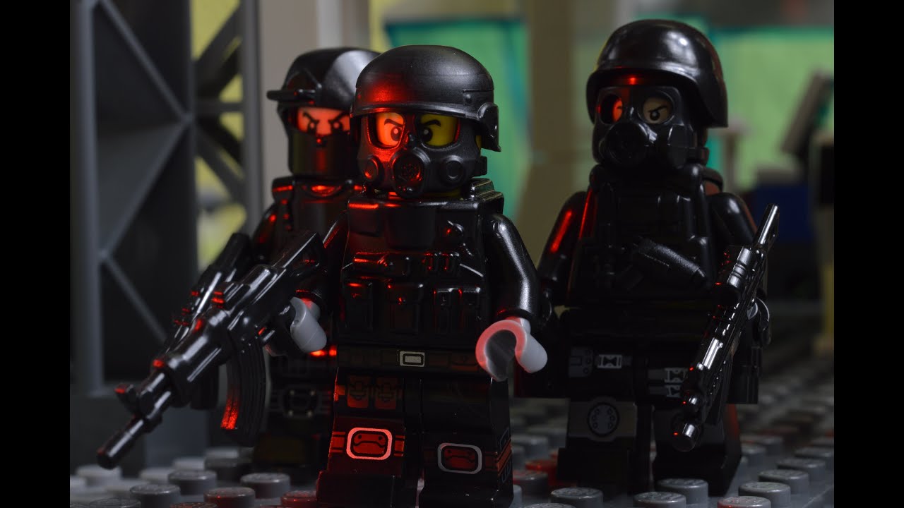 LEGO SWAT lego swat ALIEN VS PREDATOR
