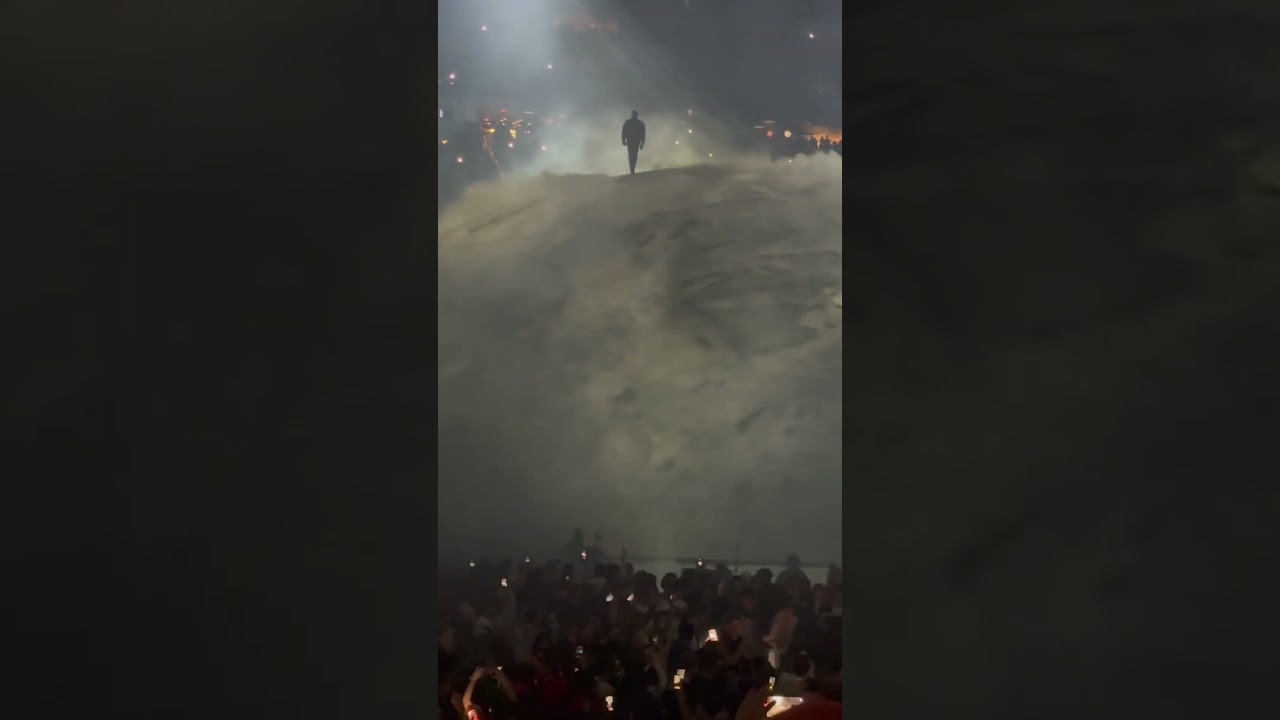YE LIVE IN LA APRIL 03, 2026 INGLEWOOD, CA SOFI STADIUM SOLD OUT MUST WATCH #ye @kanyewest
