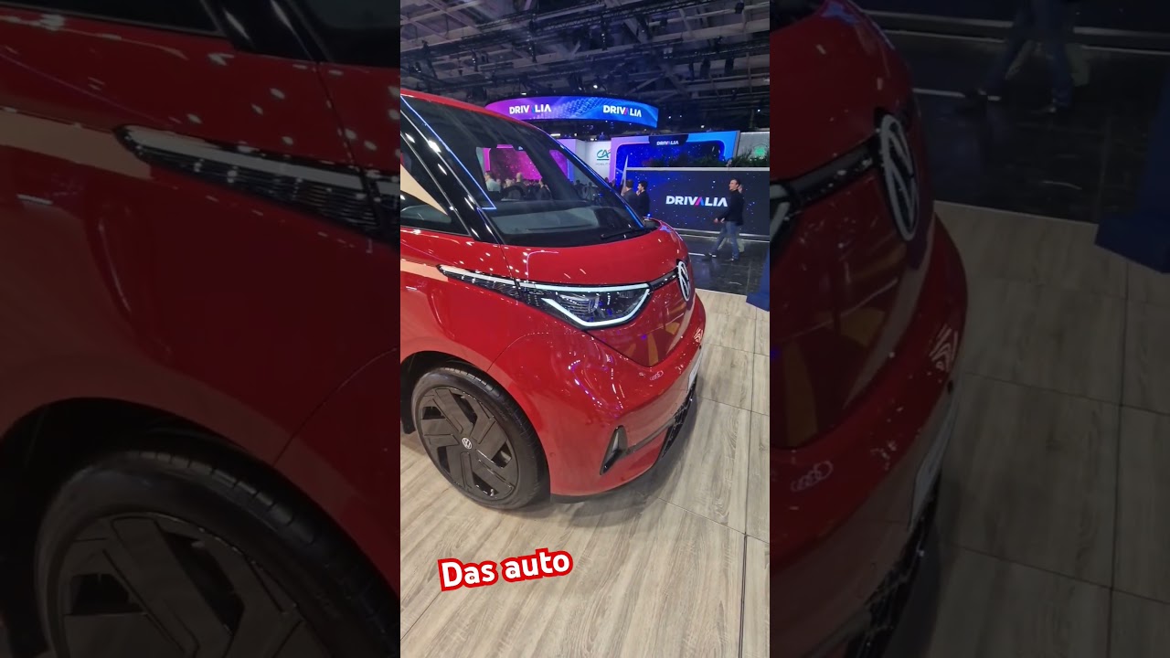 Volkswagen iD bus на Парижском автосалоне 