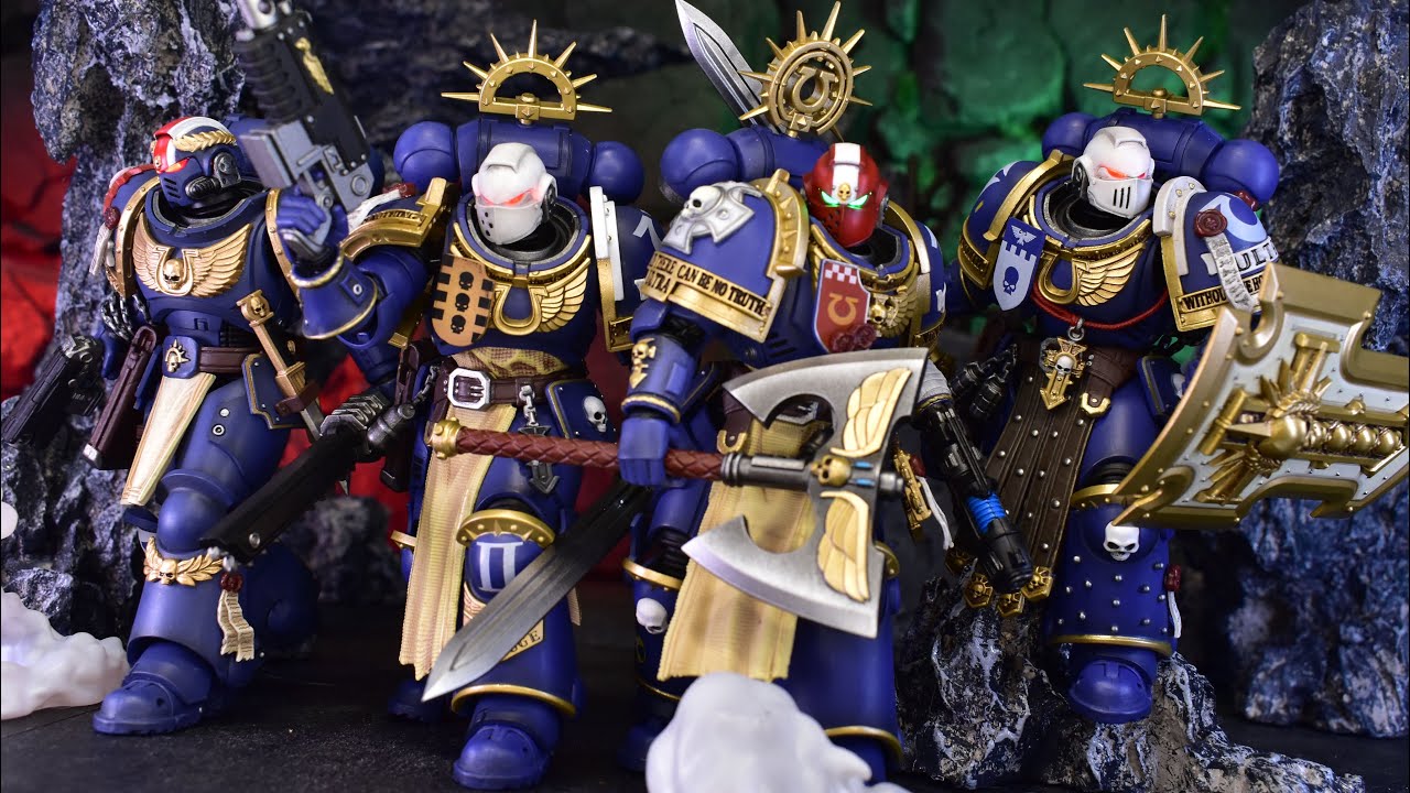 JoyToy Warhammer 40K Space Marine 2 Titus And Bladeguard Veterans