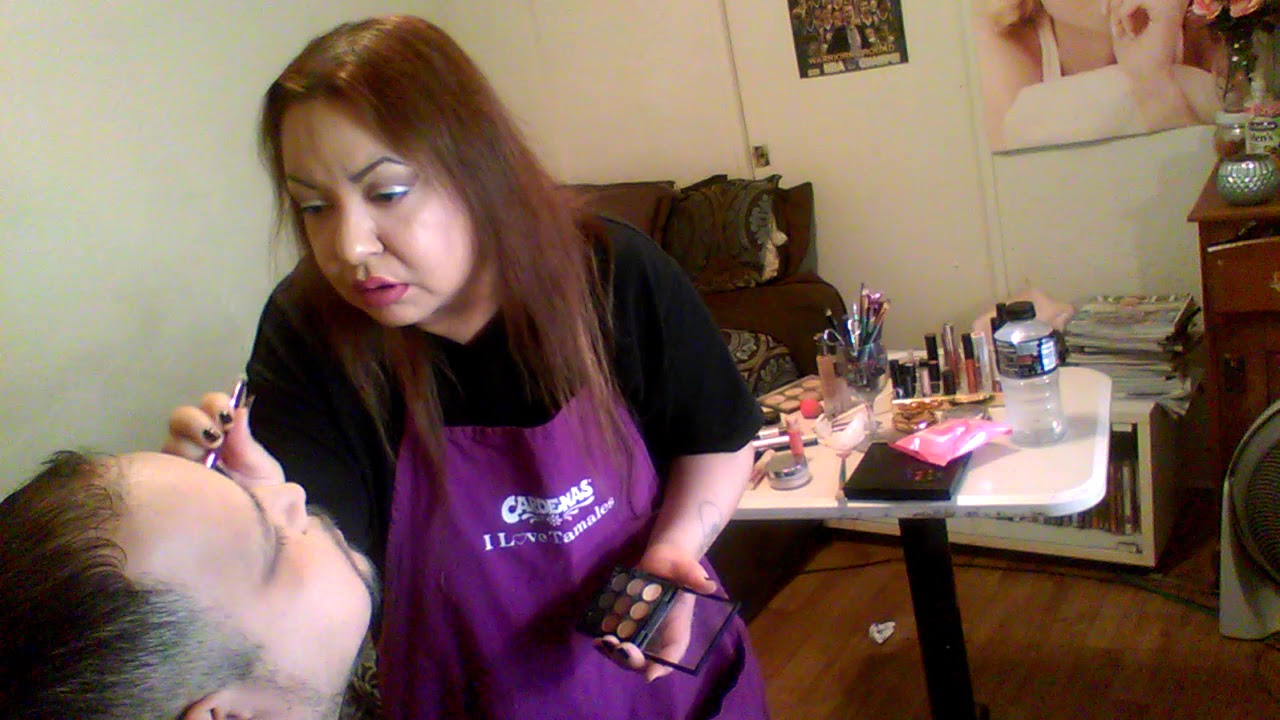Wife does husbands makeup challenge/Collab