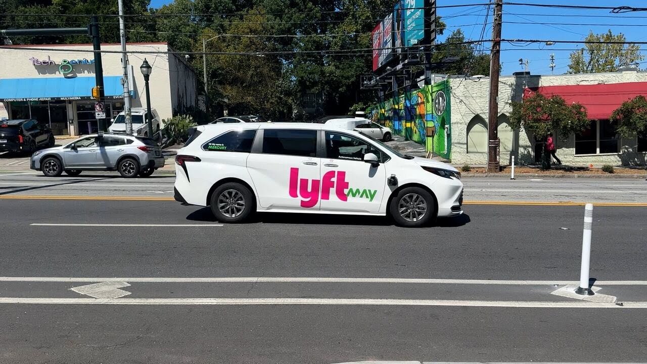 Lyft, May Mobility roll out robotaxi pilot program in Atlanta