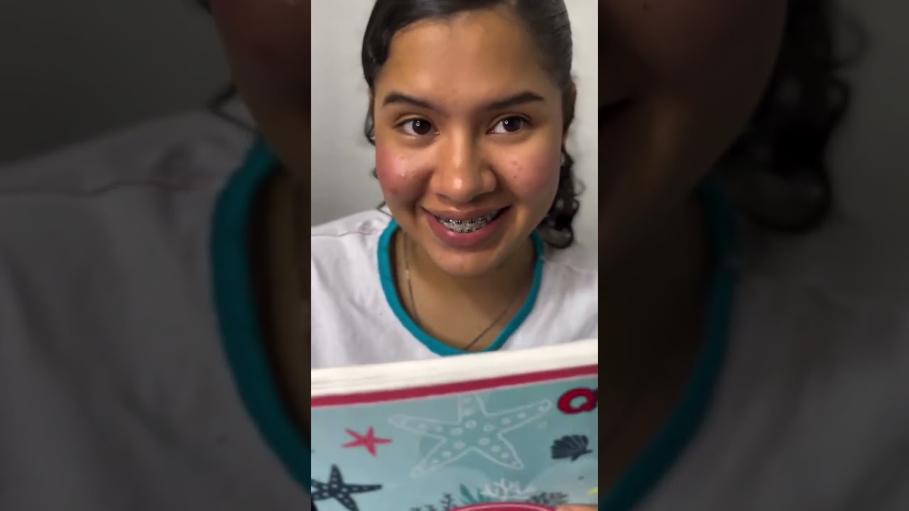 Mi mamá me ayuda hacer TAREAS😅📝 // FAMILIA YENSIG #familia #humor #humorfamiliar