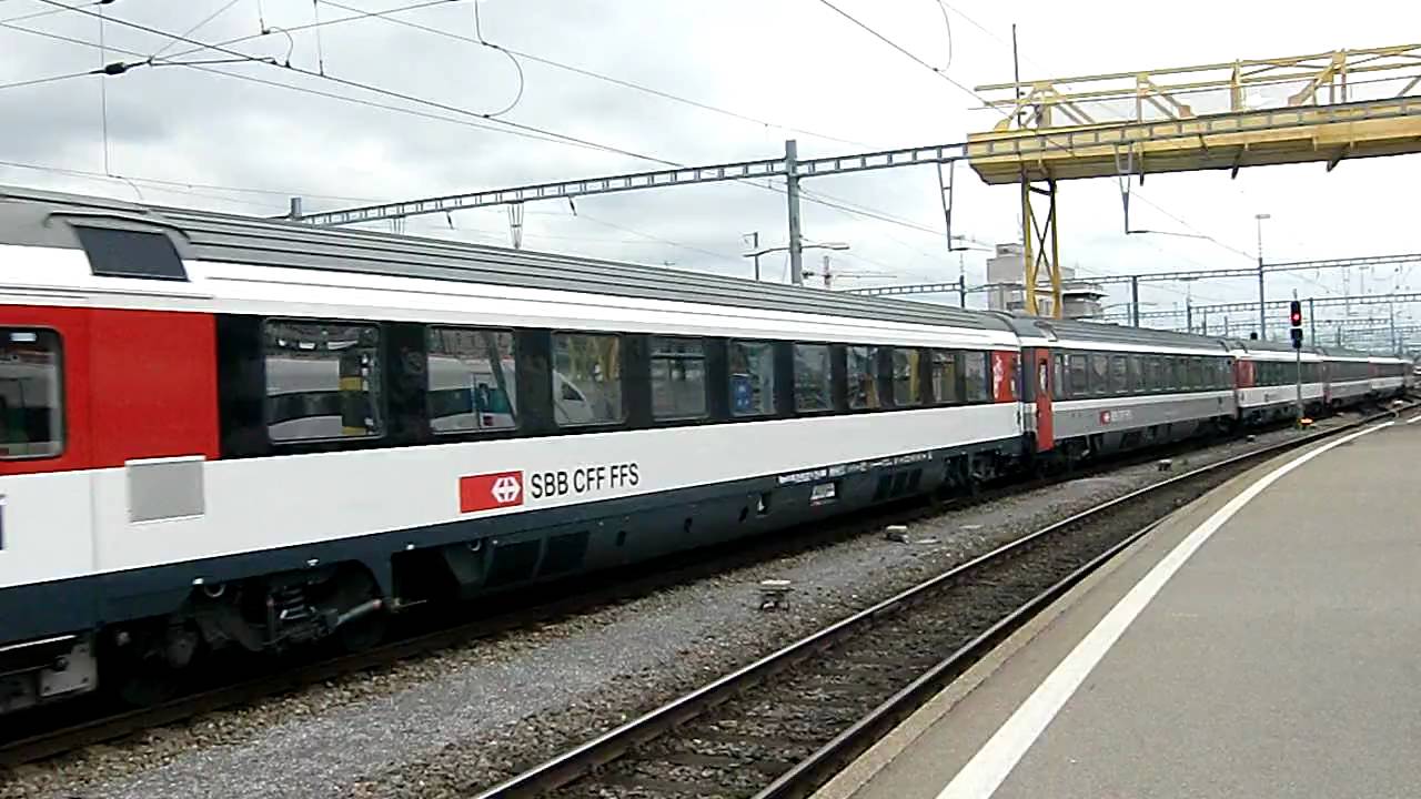 Eurocity EC 101 (Hamburg Altona-Köln-Basel-Zürich-Chur)