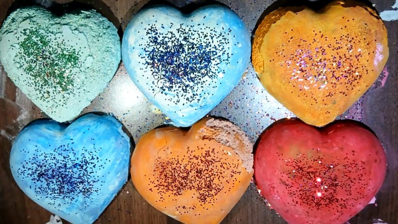 Soft dusty multi hearts 🧡💙🤍💛🩷 reform chalk crush #satisfying 