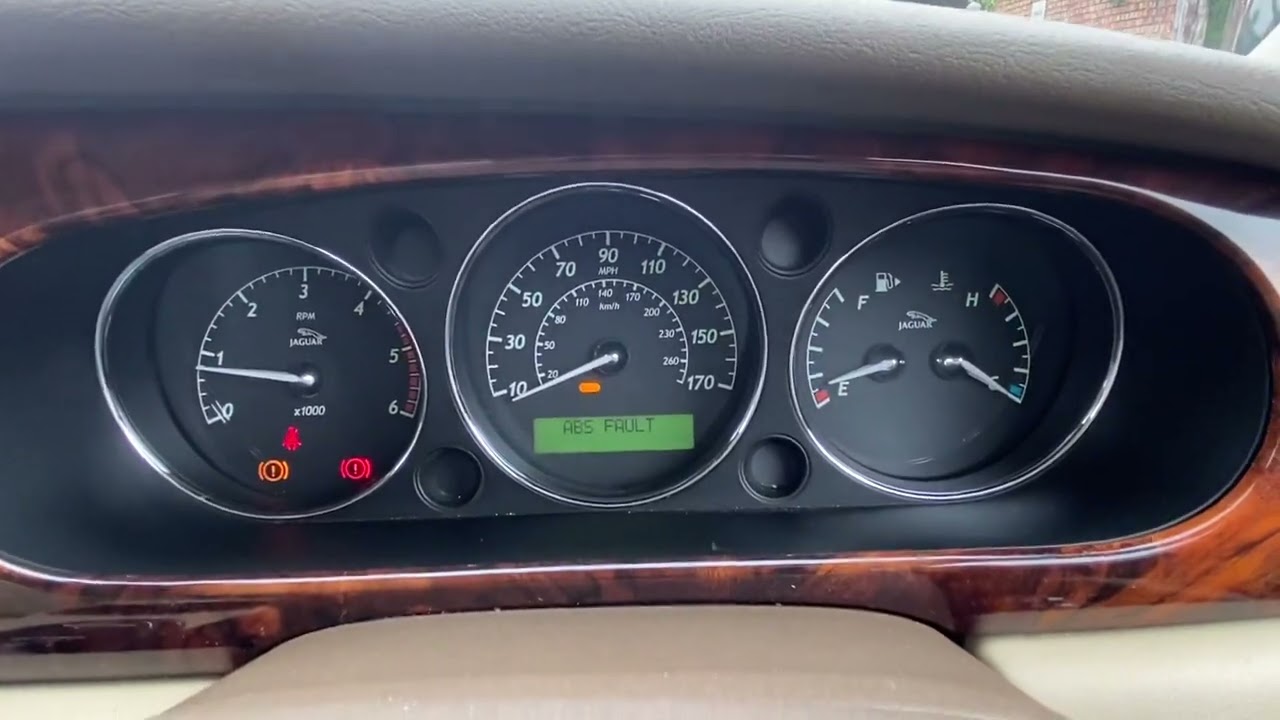 Dealer Auction Jaguar XJ Sovereign (BJ07LGN)