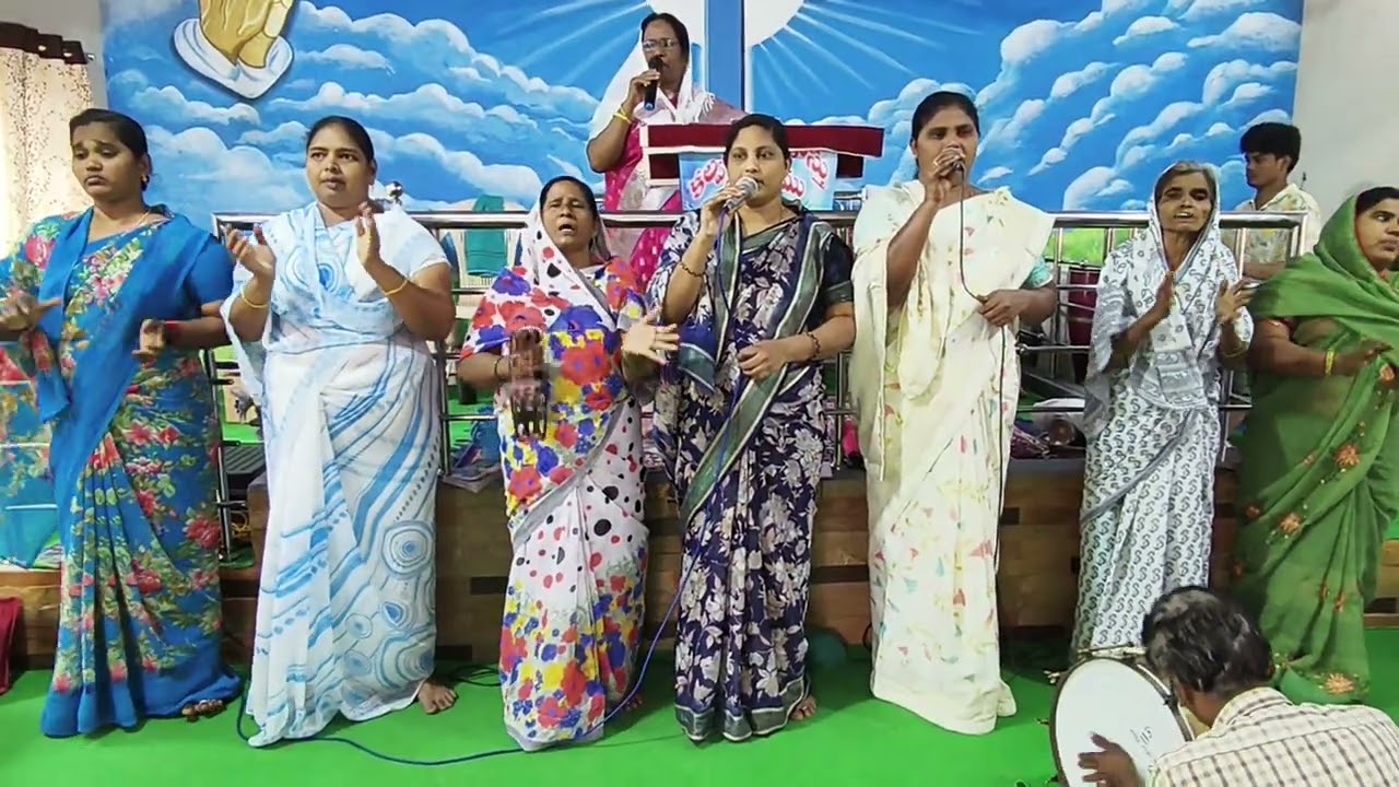 ఆది యందు వున్న దేవుడు అద్భుతాలు చేయువాడు 