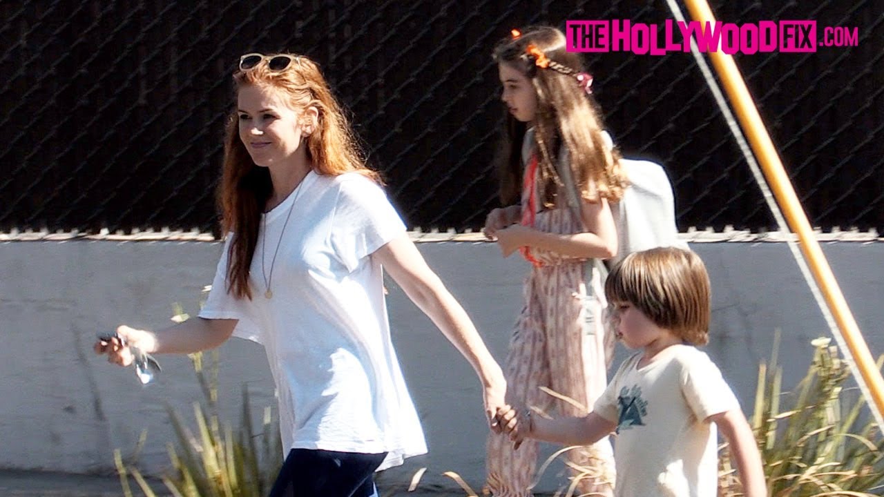 Isla Fisher Runs Errands With Family While Out In West Hollywood Before The Weekend 9.13.19