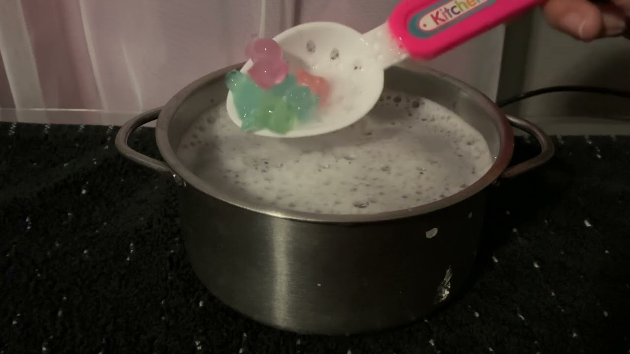 Making asmr sounds and relaxing sounds ✨✨✨✨✨