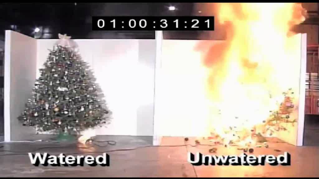 UL-XmasTree Fire Video Wet vs Dry 3.wmv