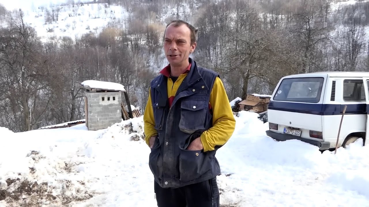 Danima bez struje, sam u selu sa kozama, Dominko okovan snijegom
