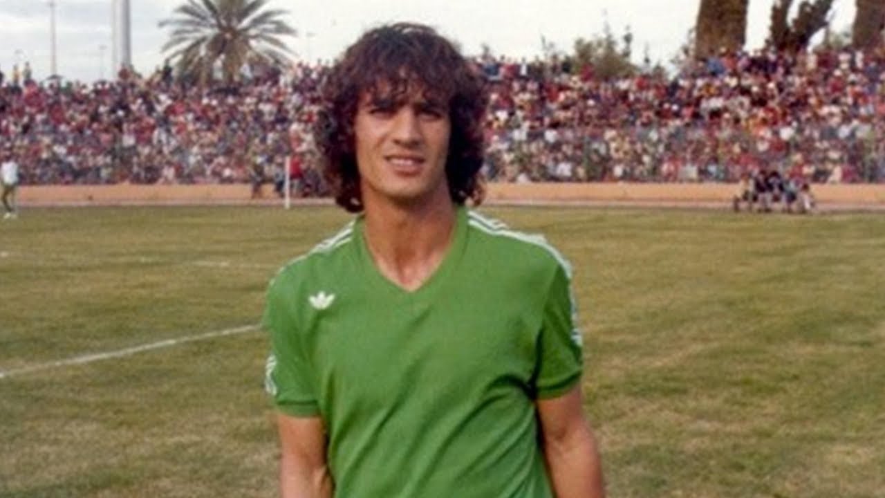 الهداف الاستثنائي