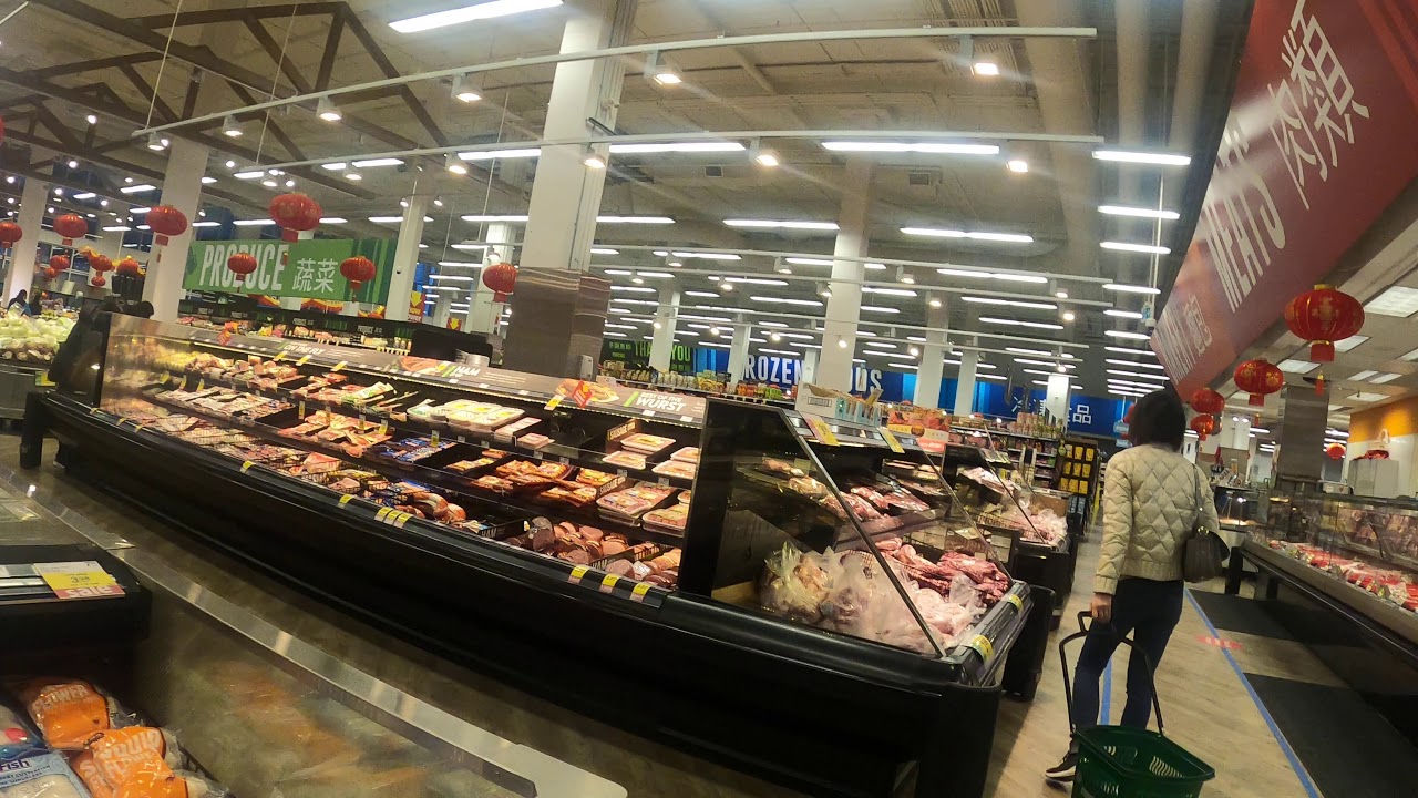 walk in PriceSmart Foods, Kingsway, Metro Vancouver, BC, Canada  GH020005