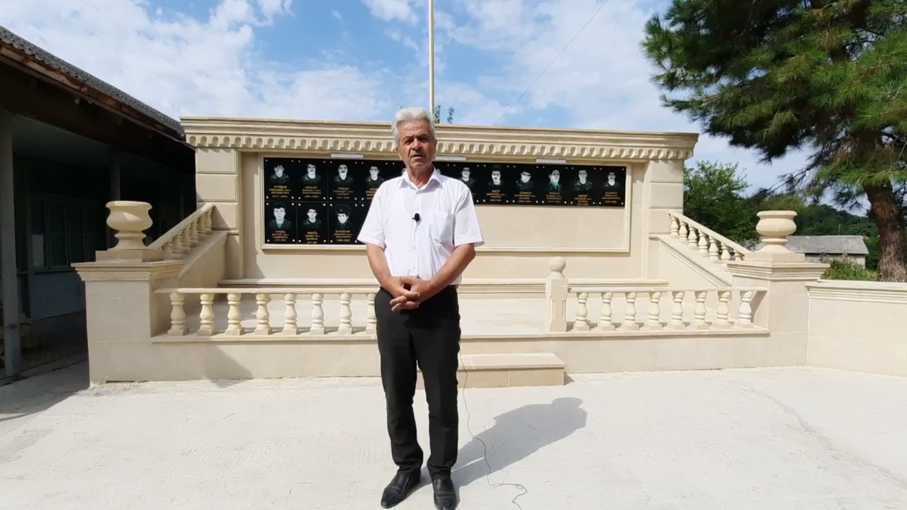 Qoxmuq kəndi. (Yeni hazırlanan şəhidlər abidəsi haqda, 01.08.2021)