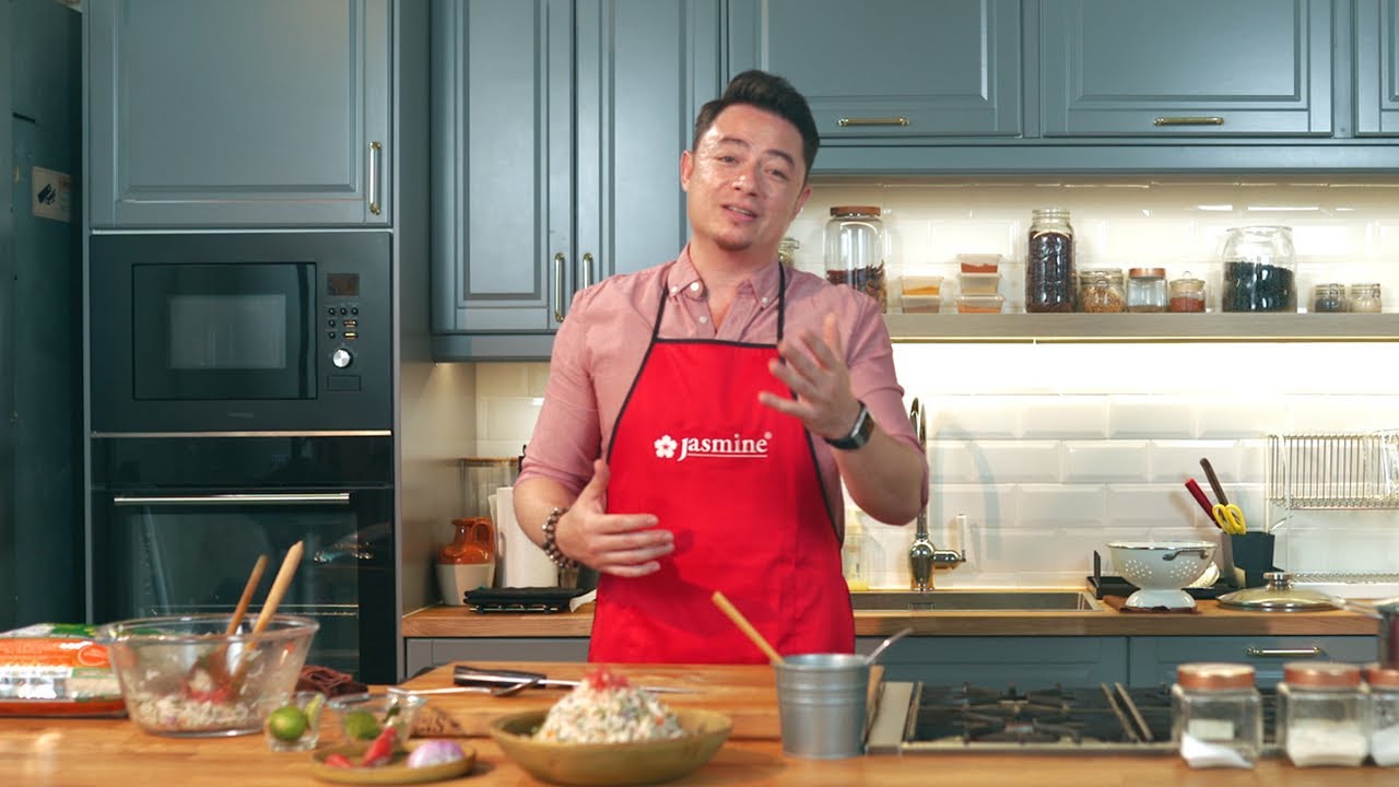 HOW TO MAKE: Nasi Ulam | Sherson Lian