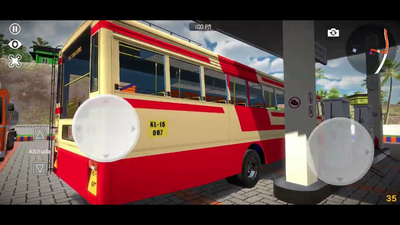 ഇടിച്ചു കിടക്കുന്ന വണ്ടി🚌