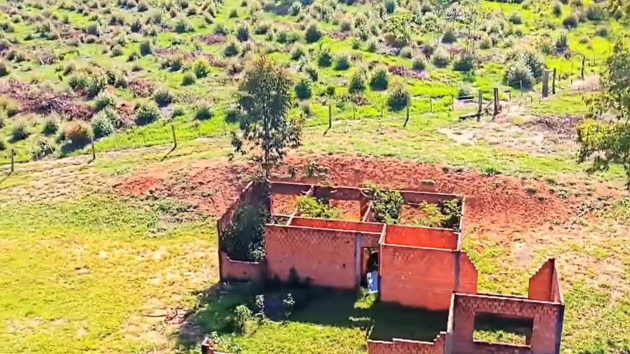 CHACARA 2.4 ALQUEIRES JAPIRA PR MAIORES INFORMAÇÕES 43998273538  OU NA DESCRIÇÃO