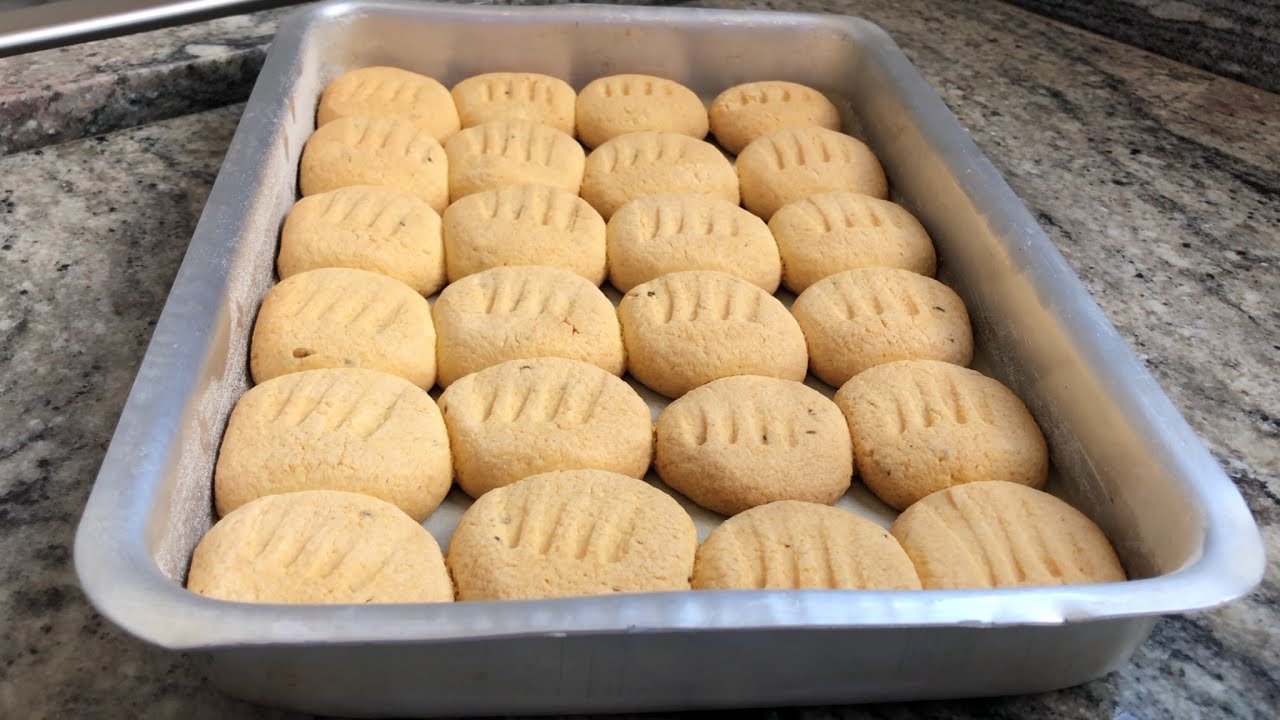 BOLACHINHA SIMPLES DE FUBÁ SEM LEITE E SEM TRIGO