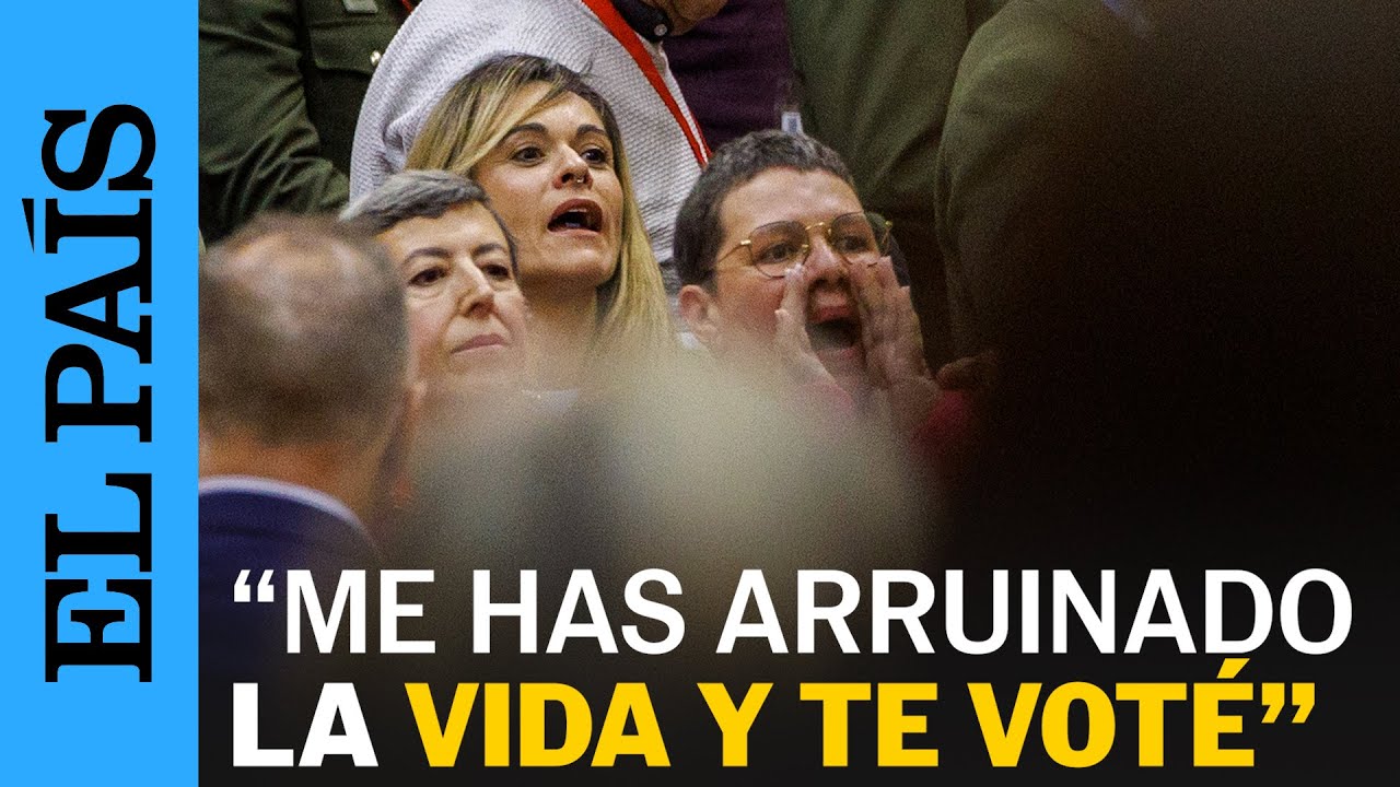Afectada por el caso de los cribados increpa a Juanma Moreno | EL PA&Iacute;S