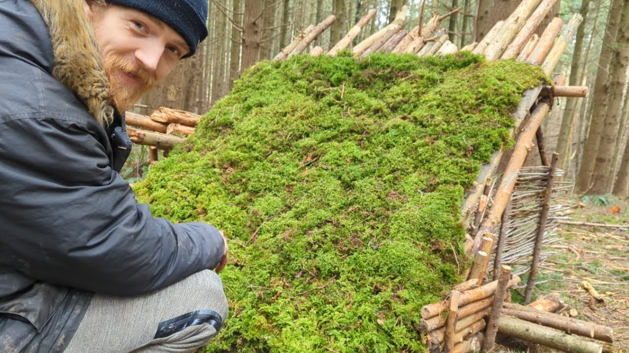 3 Days Building a Survival Shelter in the Wild