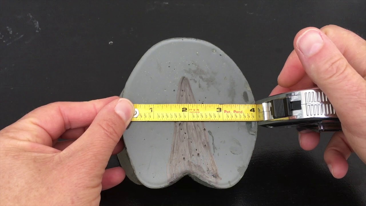 Finding the Proper Plastic Horseshoe Size - HOOF-it Natural Flex Horseshoes