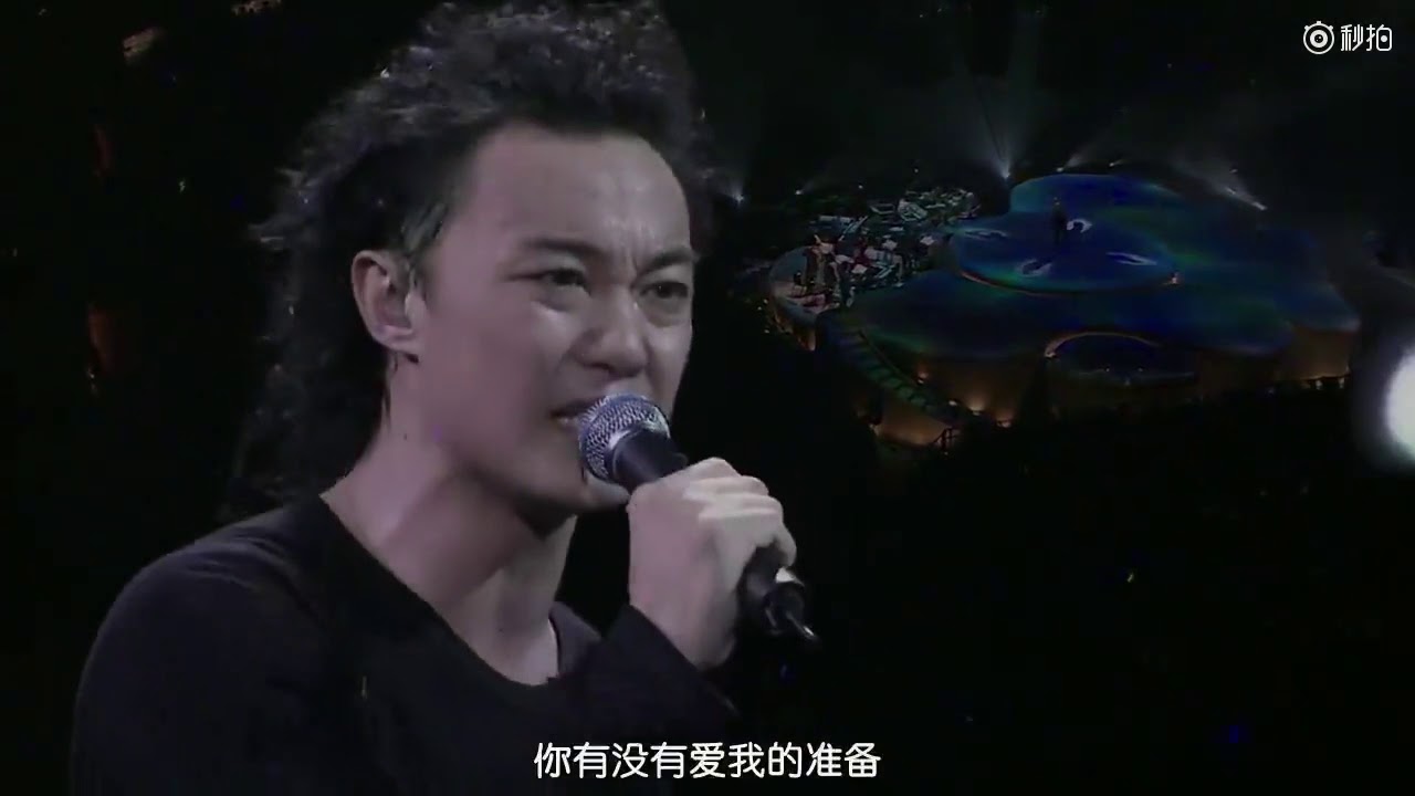 陈奕迅 &ldquo;病态三部曲&rdquo;《打回原形+防不胜防+十面埋伏》Live，三首歌有同一条主线：有时候爱一个人是会有些发疯的