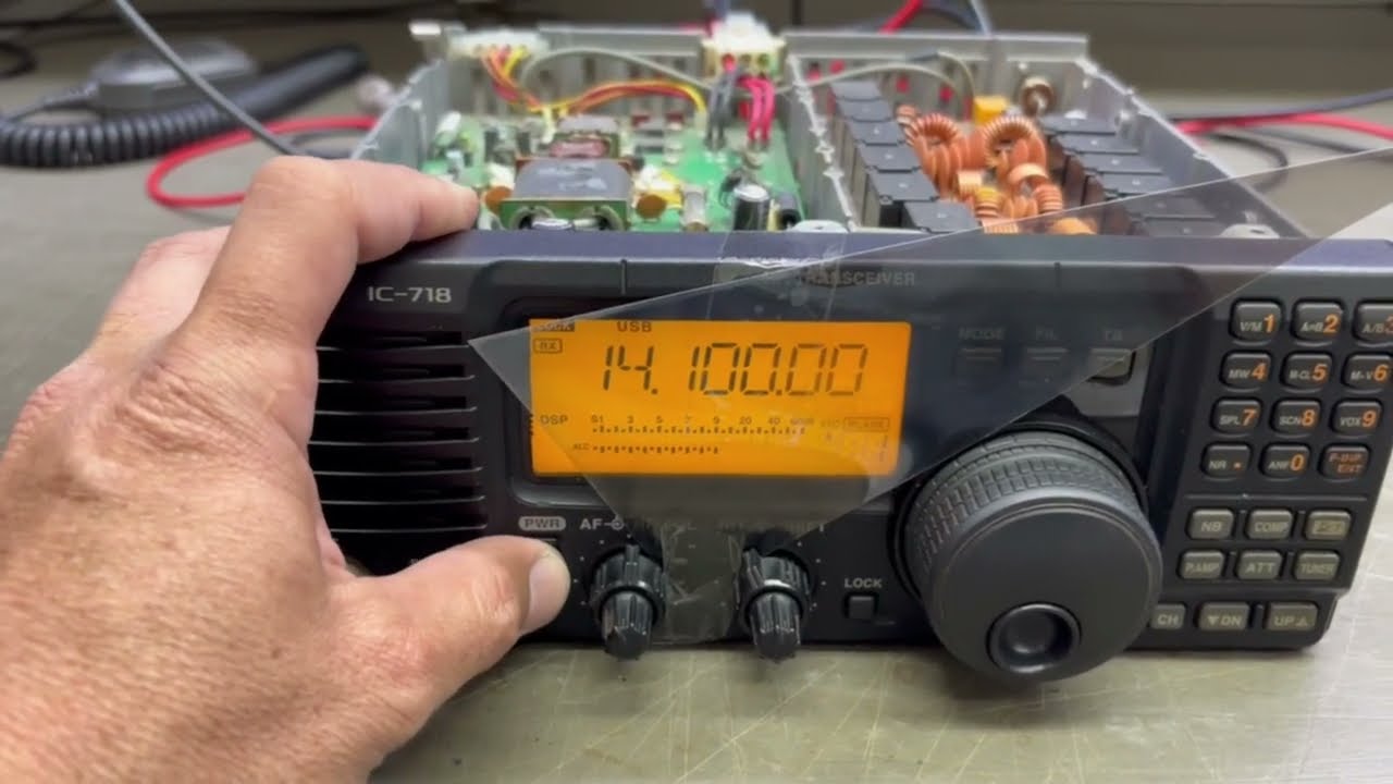 ALPHA TELECOM: ICOM IC-718 DIVERSOS PROBLEMAS PARTE 1