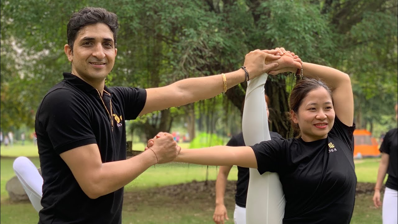 30 Minutes Flexible and Strong Yoga Workout with Master Ajay Jai yoga