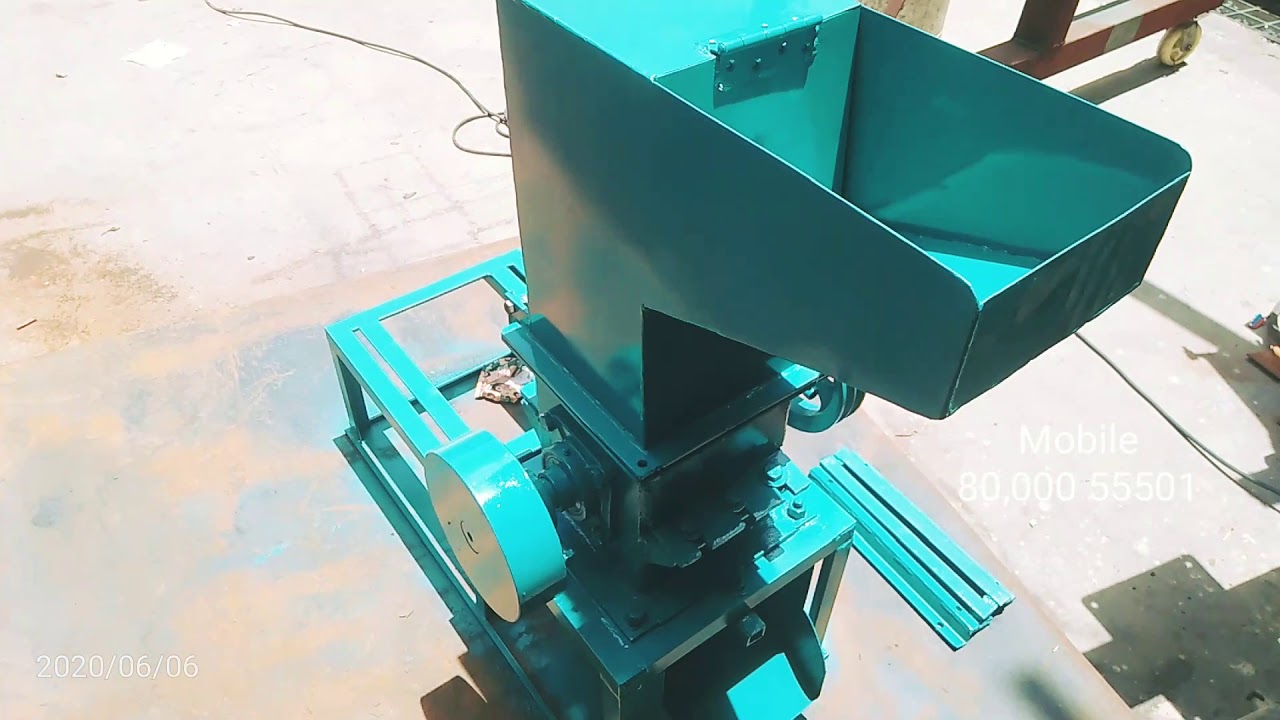 De Oil cake grinding machine, Cattle feed Making Machine, Corncobs grinding machine,Corn Cobs