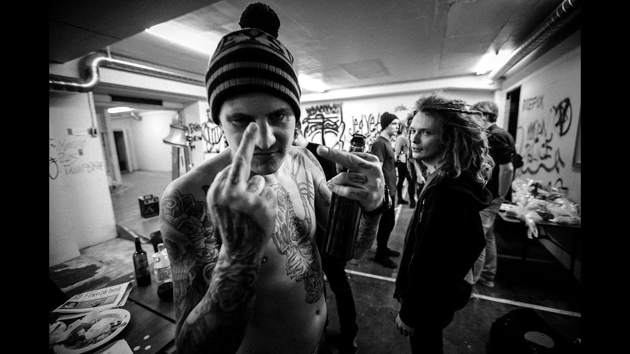 OnklP & De Fjerne Slektningene - Pust + backstage (live, Tou Scene. Stavanger, Norway)