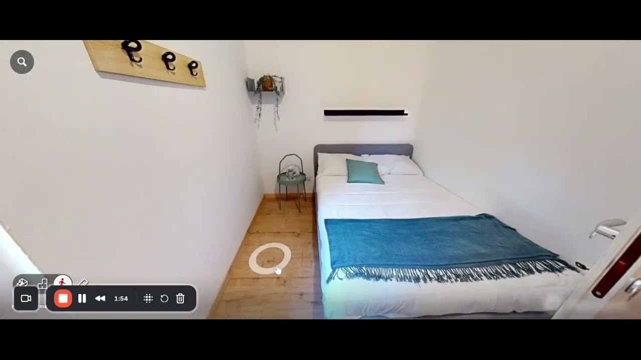 Room in a shared 4-bedroom apartment for rent in Porta Romana with all... - Spotahome (ref 1404316)