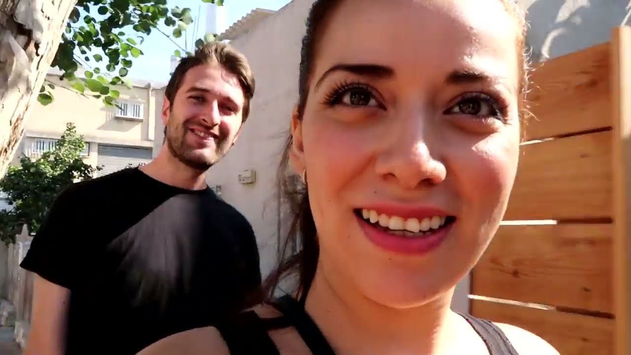 D&iacute;a en pareja Visitando el Vecindario Nuevo | vlogs diarios | Familia Amuzkis