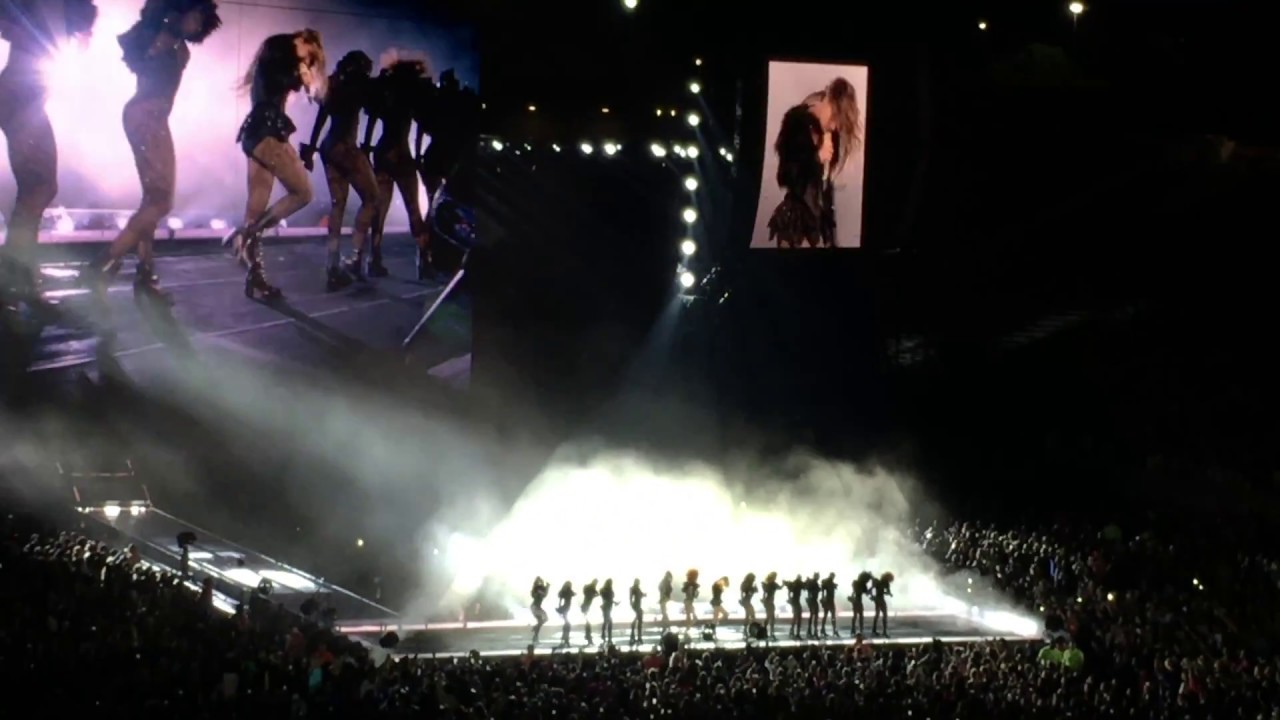 Beyoncé - Intro + Formation (Formation Tour in Raleigh, NC 5/3/16)