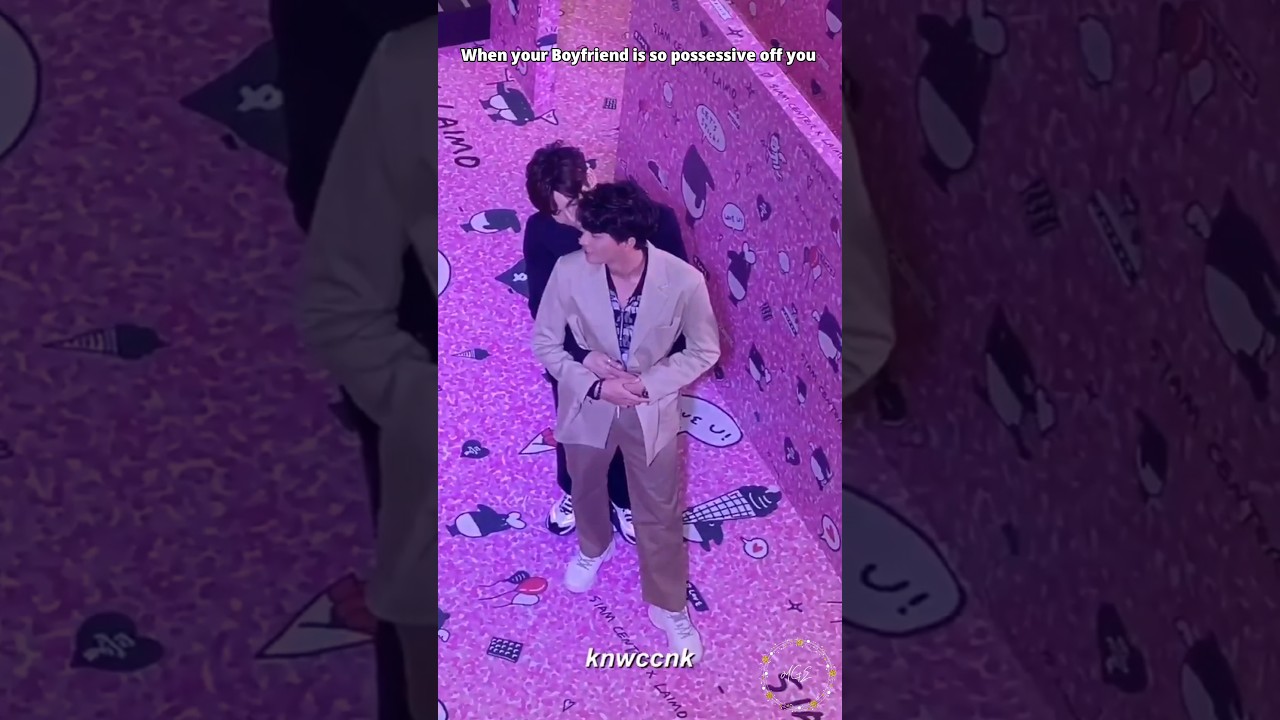 when you have so possessive boyfriend 😍☀️🌻🤍🍀 #Mewsuppasit #Gulfkanawut  #MewGulf #loveislove
