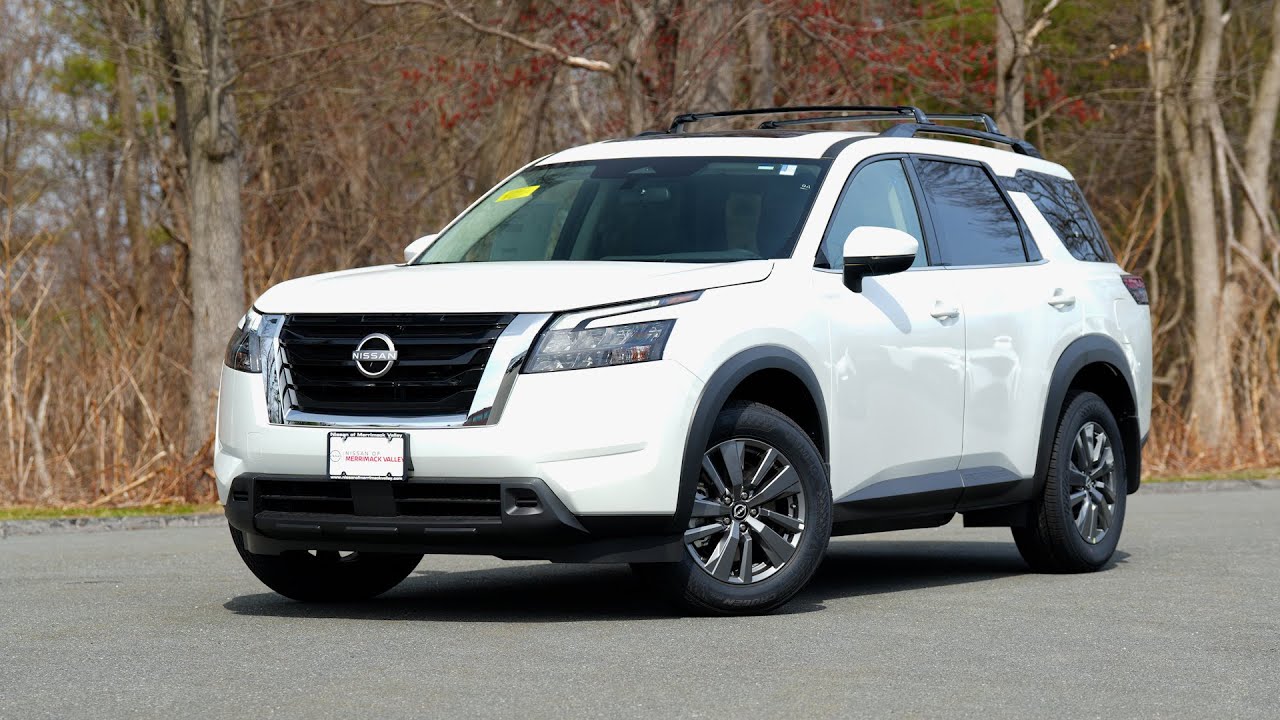 2025 Nissan Pathfinder SV Review - A Sensible V6 Powered 3-Row Crossover Under $45k