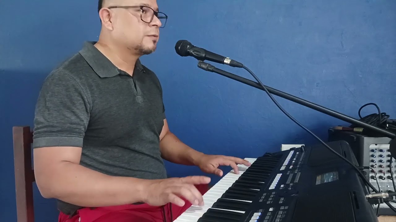 Por siempre te daremos alabanzas mi Dios
