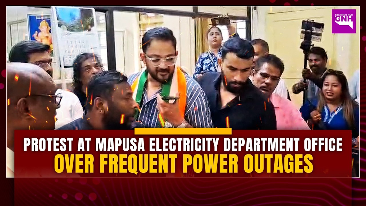 Siolim Constituency Residents Protest at Mapusa Electricity Department Office