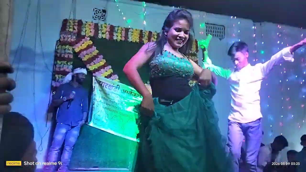 ढोड़ी के देवरा फुआ केले बा