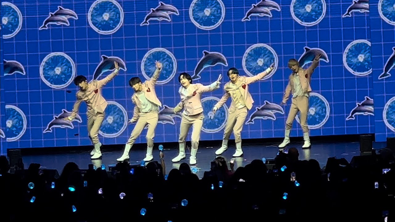 Blue Orangeade - TXT ACT : LOVE SICK Tour Tomorrow X Together LA Day 2 220724