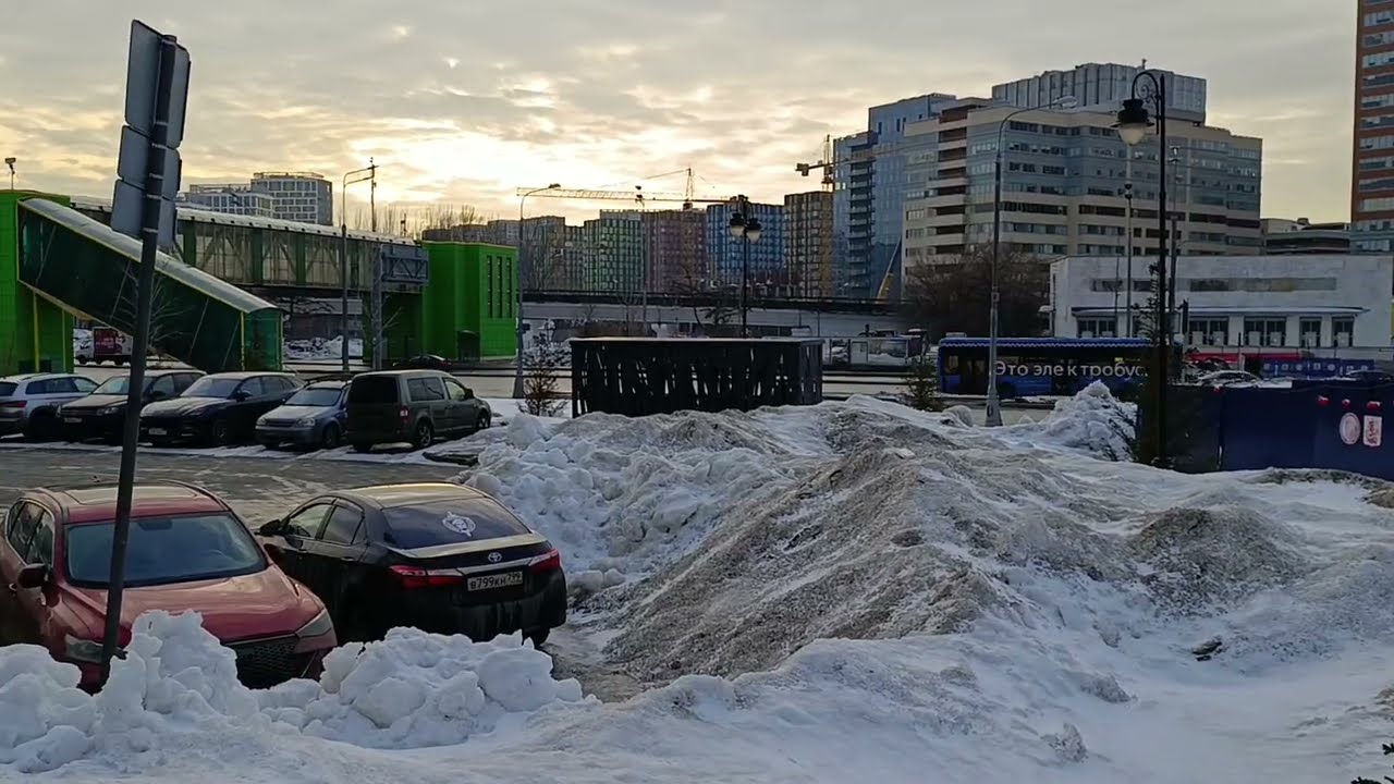 Обслуживание проходки и раскрытие котлована станции метро Остров Мечты Бирюлёвской линии