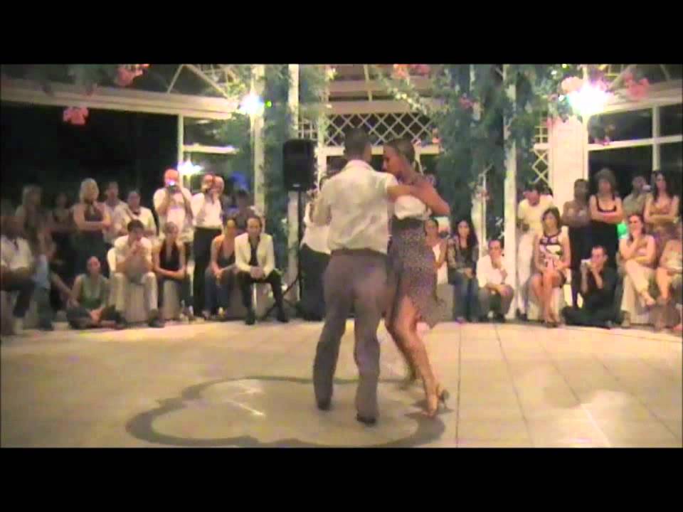 Andrea Missé Javier Rodriguez Selva di Fasano luglio 2007 Tango.wmv