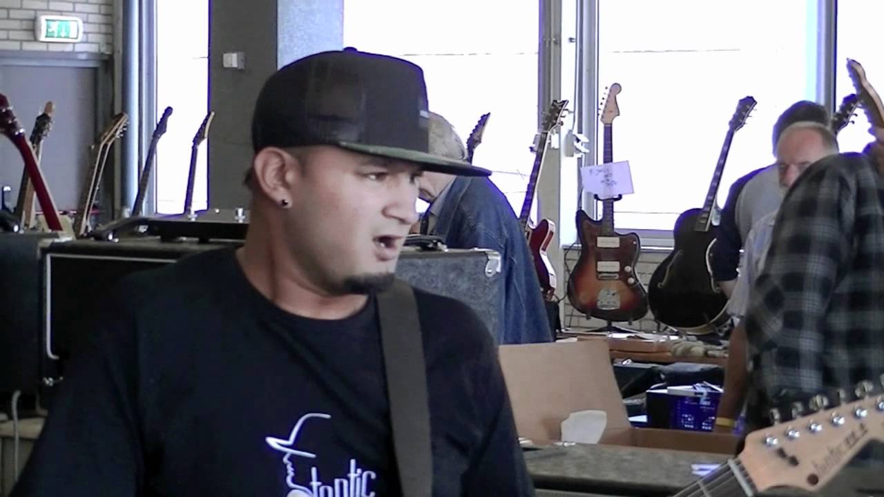 Kool & Elfring BLACK ROSE - Vintage Guitar Show Veenendaal -